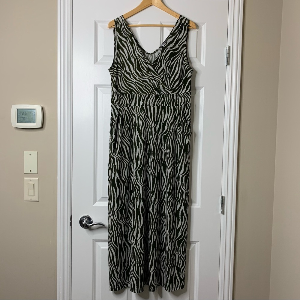 Kim+Co Khaki Zebra Print Sleeveless Maxi Dress Size L Petite .